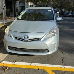 2012 Toyota Prius V