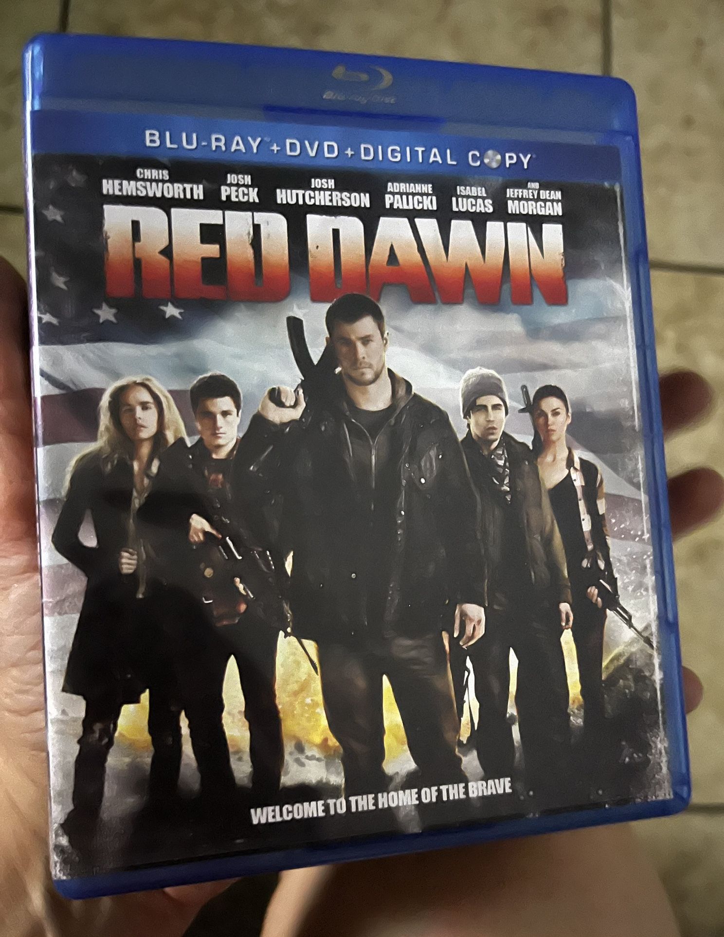 BLU RAY DISC + DVD - Red Dawn 