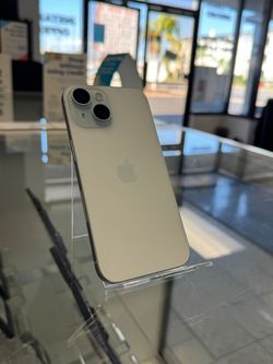 iPhone 15 128GB Unlocked Pre-owned