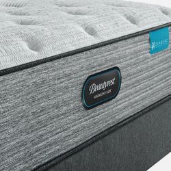 Queen Beautyrest Medium Mattress 