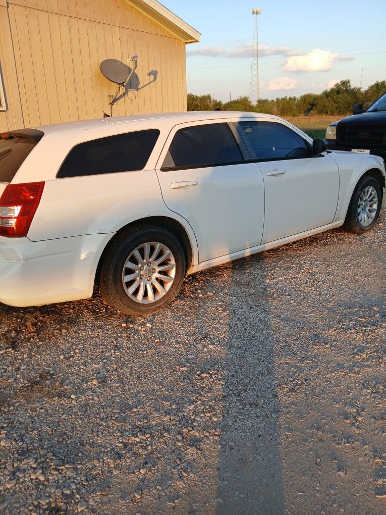 2008 Dodge Magnum