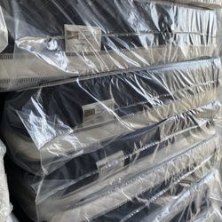 😴Mattress🥱 💥Queen $199 💥Full $180 💥Twin $150 💥King $330 💥Cal king $330 💥Delivery available🚛