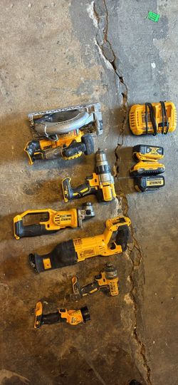 DeWalt 20V Cordless Tool Set with Batteries