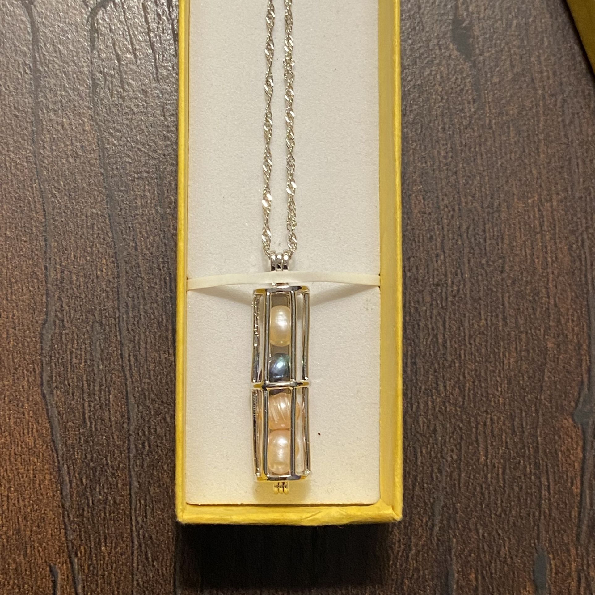 Stunning Japanese Akoya Pearl Cage Pendant Necklace