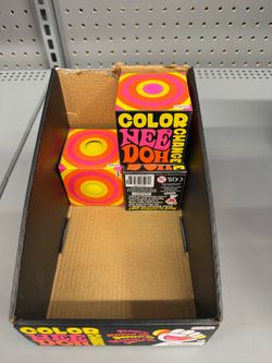 Color changing needoh