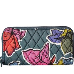Vera Bradley RFID Georgia Wallet in Falling Flowers Pattern New With Tag