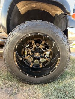 DPS 20x12 -44 w/ 35 TOYO TIRES 8x6.5 8x165.1mm