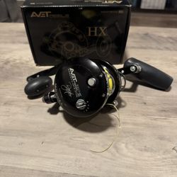 Avet HX Raptor MC Two Speed Salt Water Fishing Reel. 