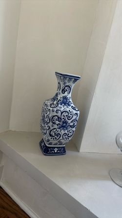 Porcelain Blue and White Vase