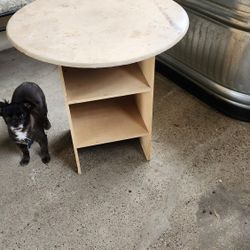 Round Table