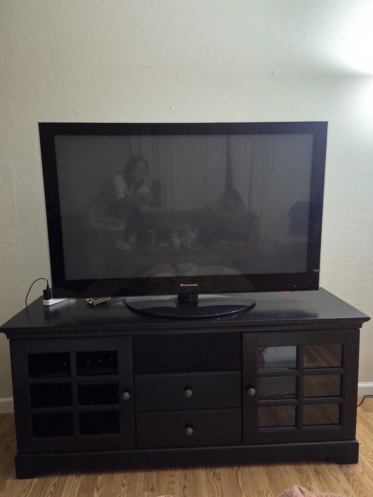 50 Inch LG TV (Not Smart TV) with Stand