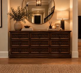 Vintage dresser