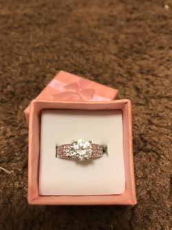 Women's cz diamond white gold engagement wedding ring / size 7