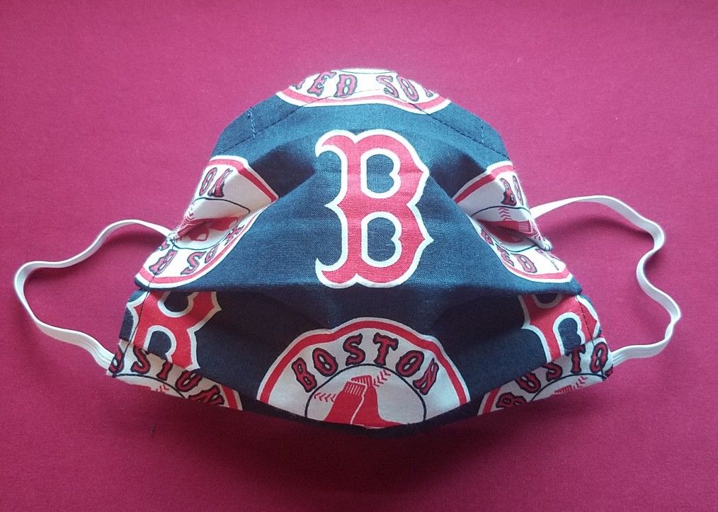 BOSTON RED SOX Cloth Face Mask