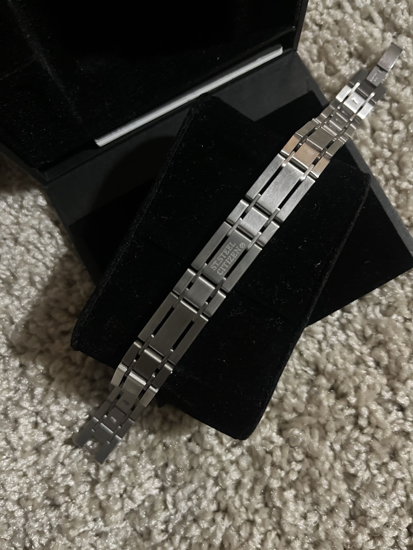 Mens Citizen Bracelet 