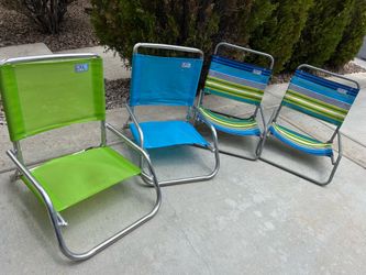 Set of 4 beach chairs
