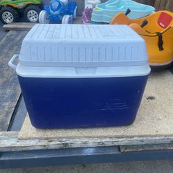 Rubbermaid 56 Cooler, with Hinged Lid and Drain, $10