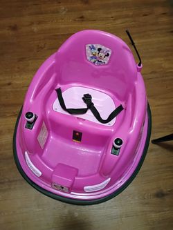 Minnie mouse ride on bumper car with charger great shape barely used 75th Ave Indian School no offers no trades