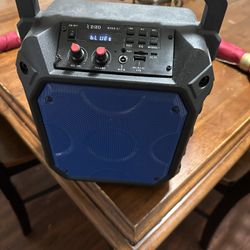 Zizo Rokr Z1 Bluetooth/Radio Speaker