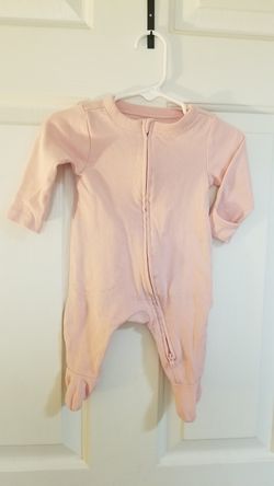Baby girl pajamas. Size 0-3M. New