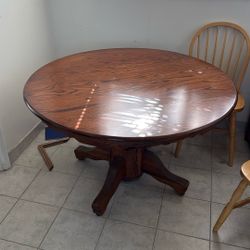 Round Oak Table 