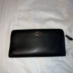 Black Coach Wallet *price negotiable*
