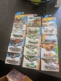 HOT WHEELS