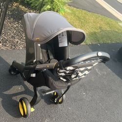 Doona Car Seat & Stroller