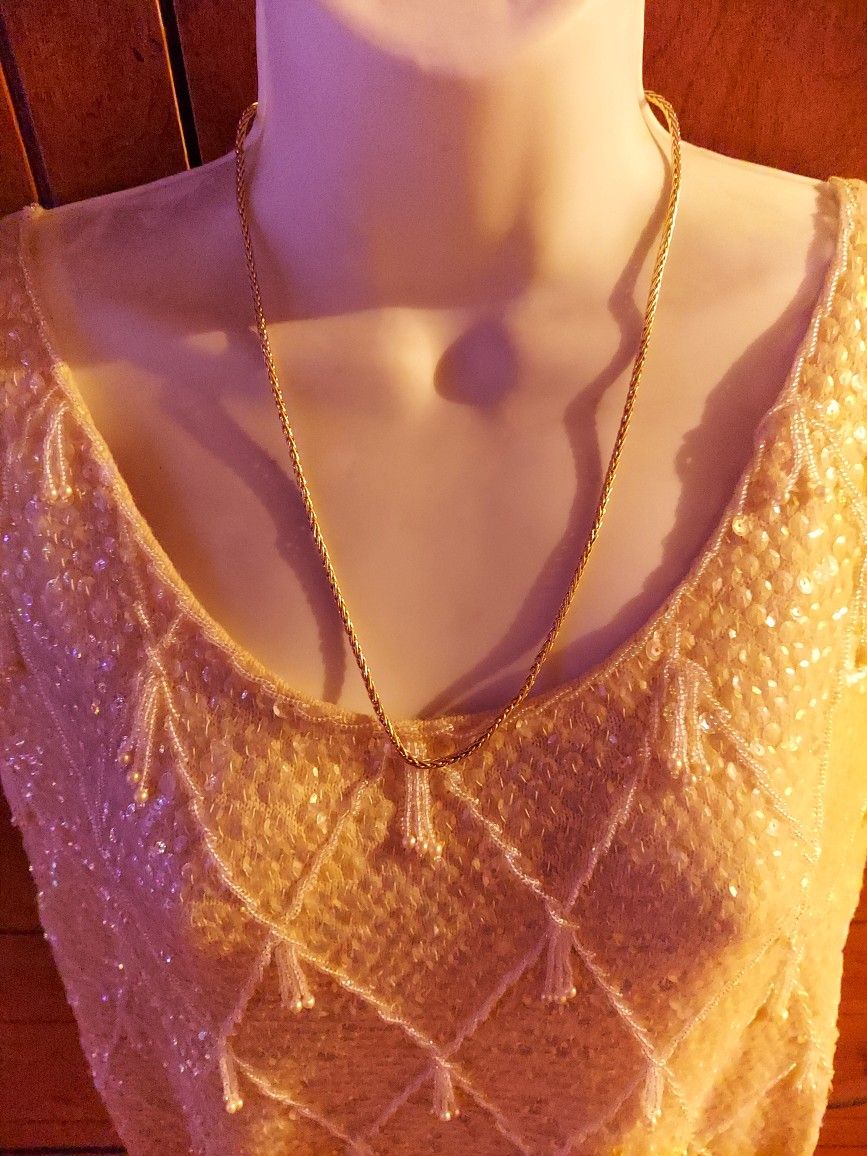 Solid 18k Yellow Gold Rope Chain.