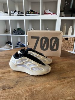 Yeezy 700v3 Azael size 9 & 9.5 Deadstock