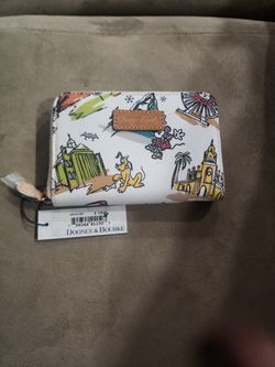 Dooney And Burke Disney Wallet 