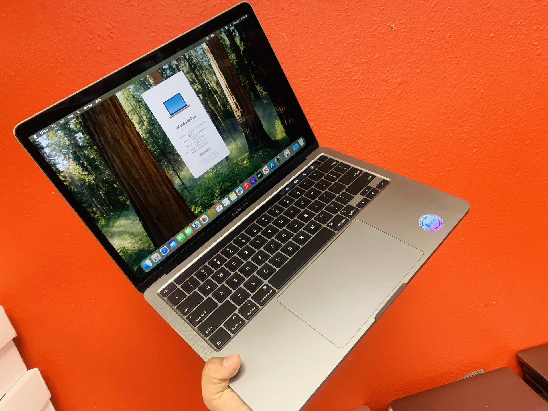 MacBook Pro 2020 13inch Core I7 2TB STORAGE 