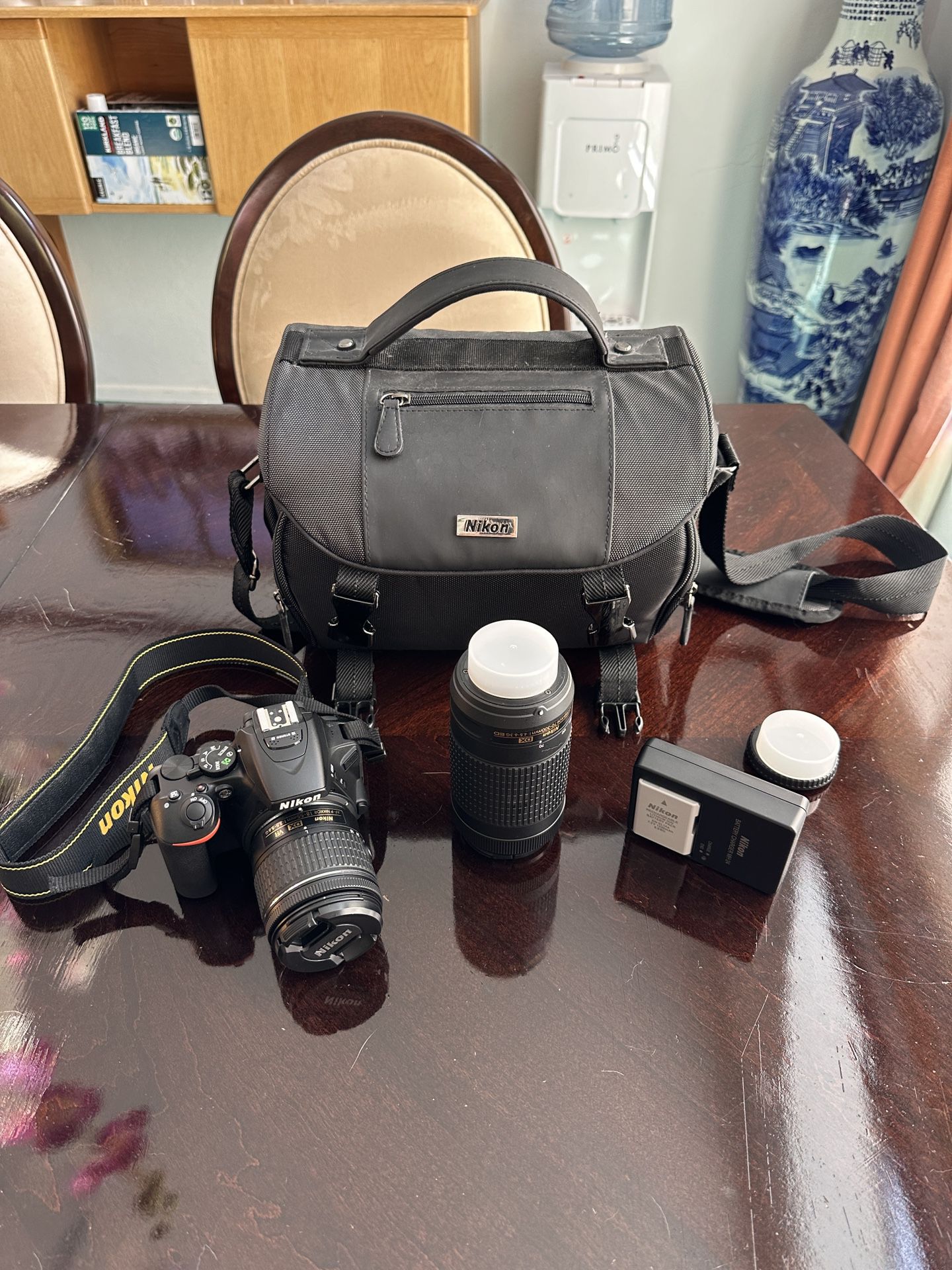 Nikon D5600 DSLR Camera Kit