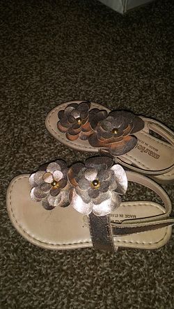 Girls sandals