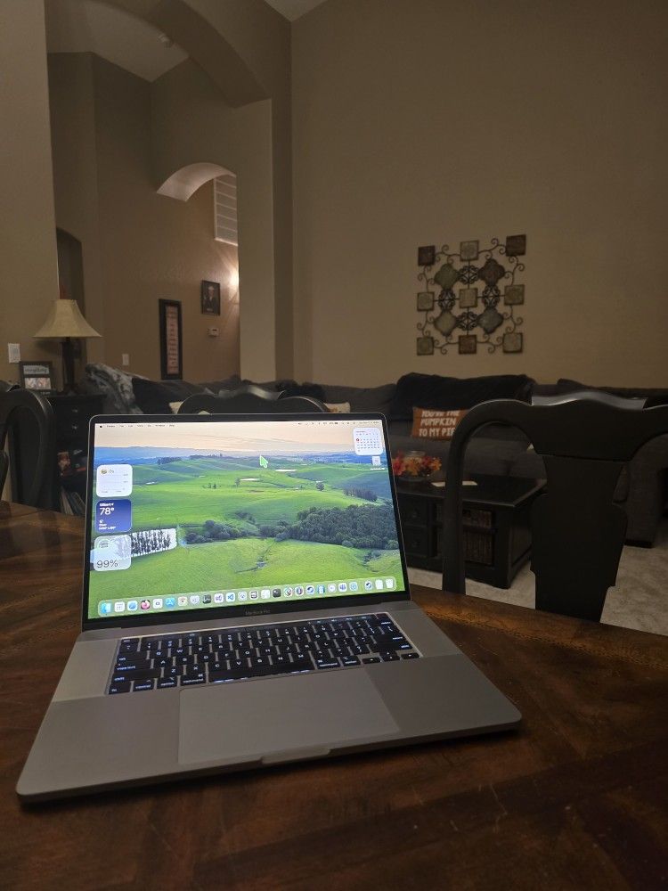 MacBook Pro OBO Mint Condition, 32 GB RAM, 2 TB SSD, 16 Inch Display 