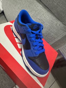 4y Nike dunks