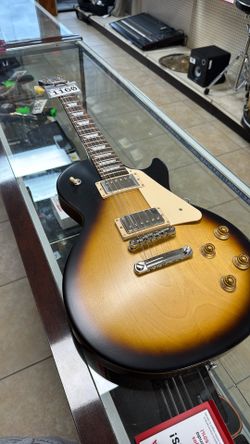 Gibson Guitar