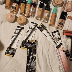 Bunch Of Make Up Assorted