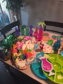 Luau lot!