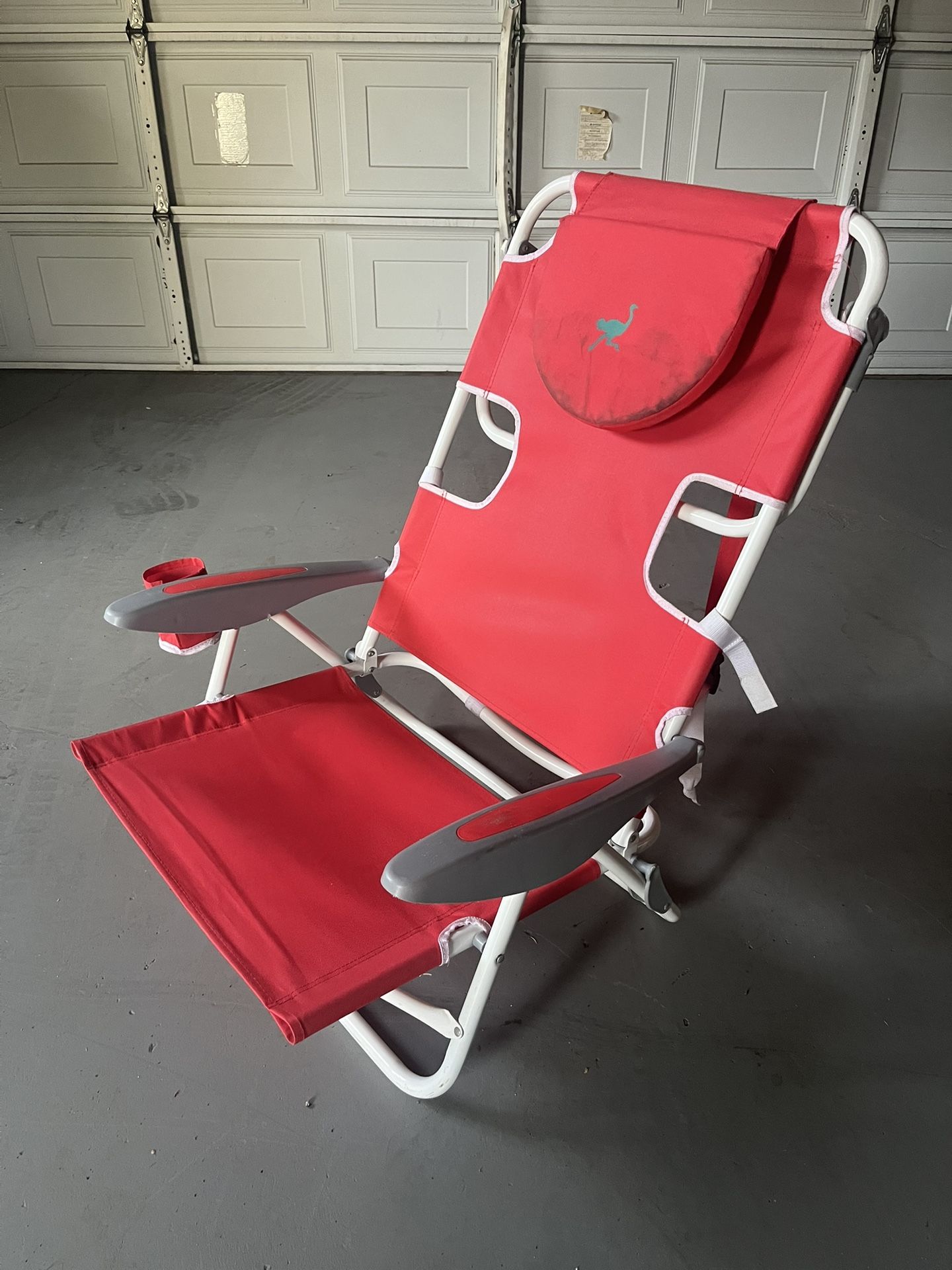 Red Ostrich Backpack Beach Chair & Face Down Pillow