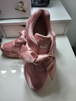 Puma Bow Rihanna Fenty Pink
