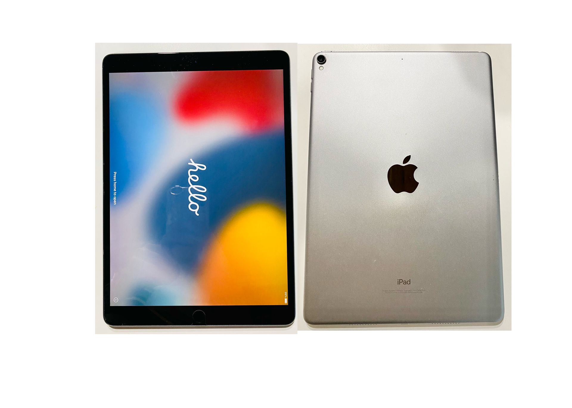 iPad Pro Apple 10.5 inches FOR SALE!