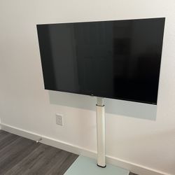 TCL 43” LED Smart TV with Roku TV FHD