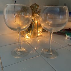 Brand New Tags Still On Set Of 12