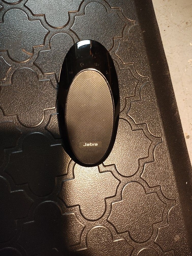 Jabra Bluetooth Speaker For Taking Calls Fits On Car Visors Works Great