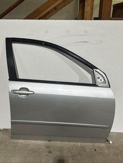 2006 silver Toyota Corolla parts