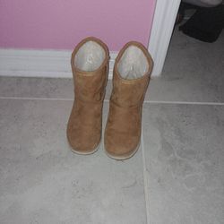 Girls Boots Barely Worn Size 2