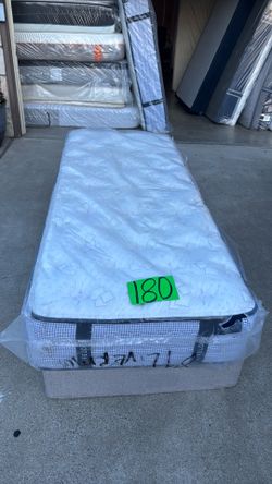 California King split mattress and boxspring