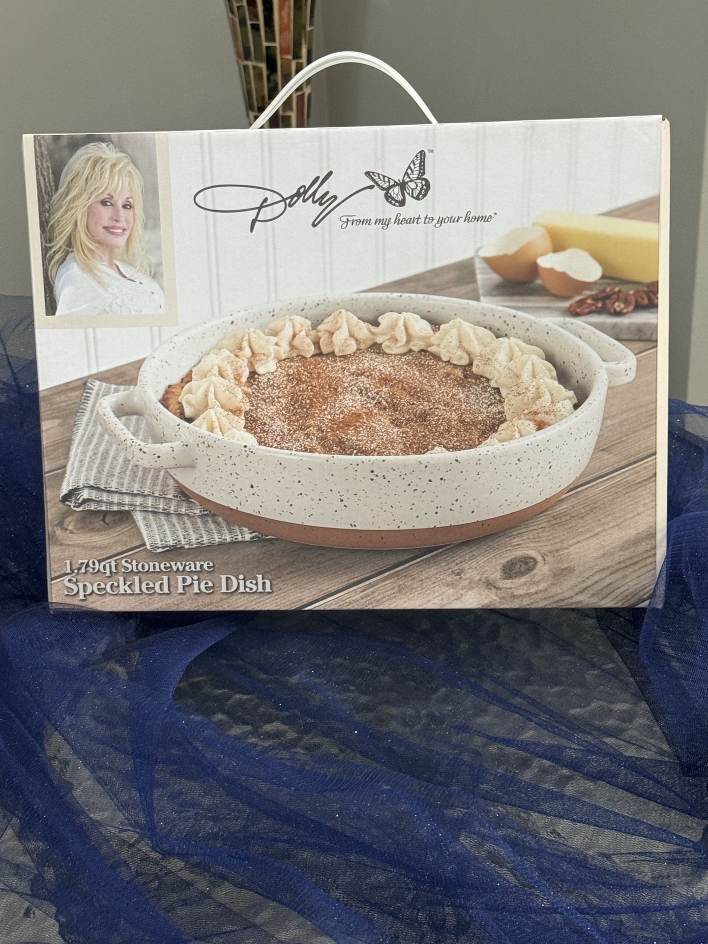 Speckled 1.79qt Speckled Dolly Pie Dish