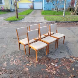 Mid Century Modern Dining Chairs 